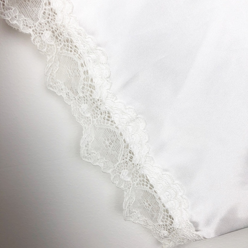 NWT In Bloom by Jonquil Off White Bride Robe L - Picture 3 of 6